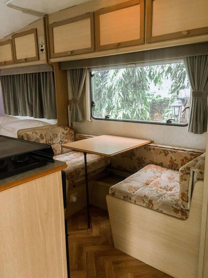 Nice Nite Campervans Phra Nakhon Si Ayutthaya Esterno foto